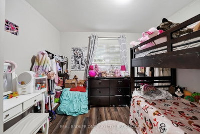 858 Chelsea Crescent • Cornwall, ON photo 8
