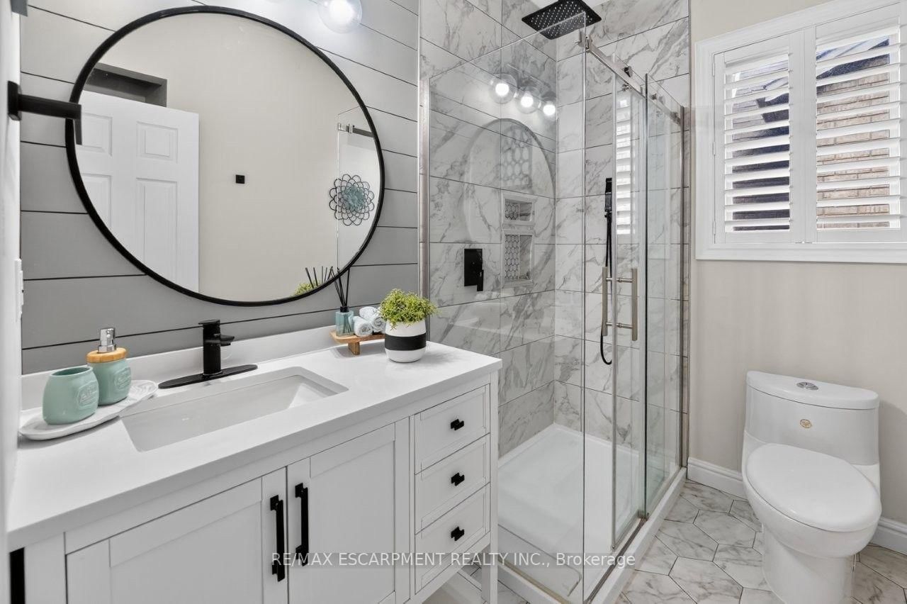 126 Dorchester Drive • Grimsby, ON photo 21