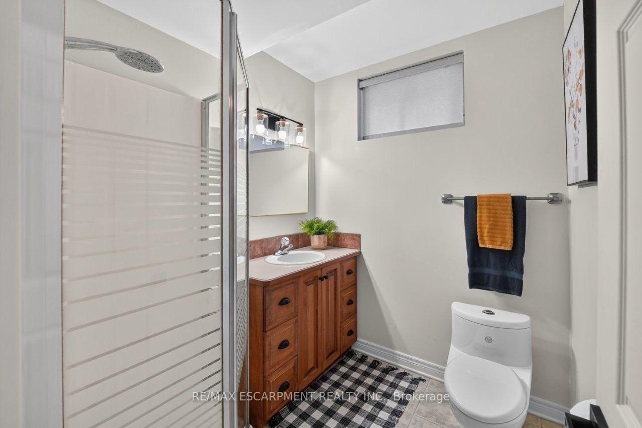 126 Dorchester Drive • Grimsby, ON photo 26