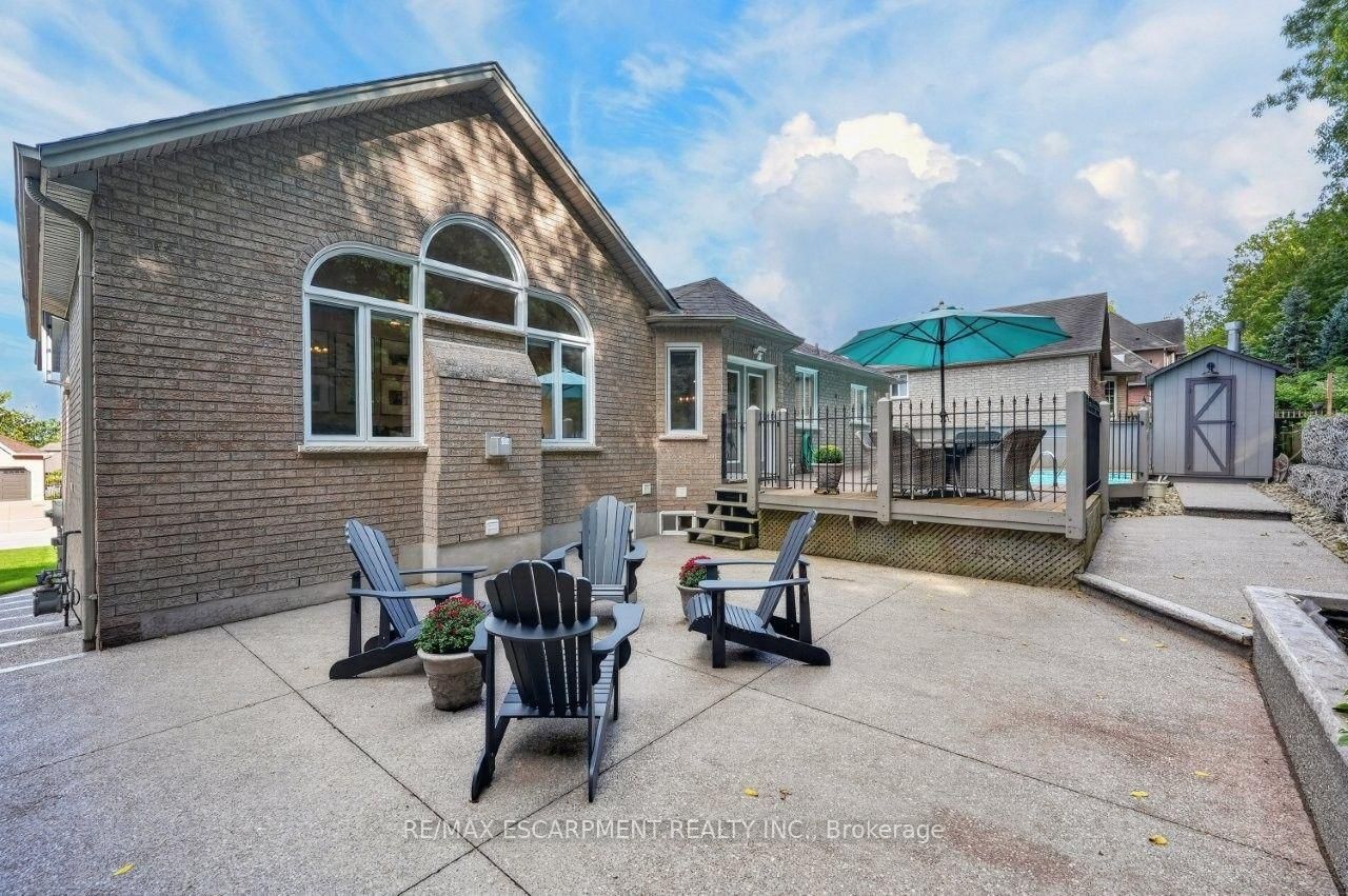 126 Dorchester Drive • Grimsby, ON photo 27