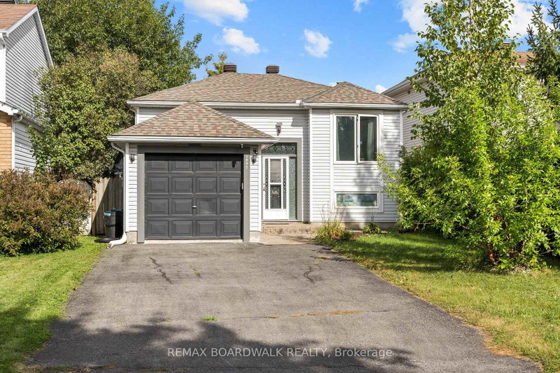 1497 Roberval Avenue