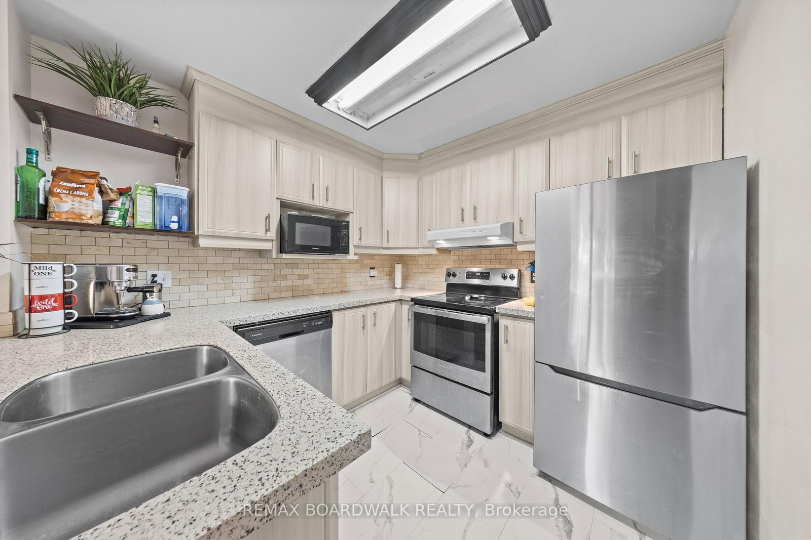 1497 Roberval Avenue • Ottawa, ON photo 11