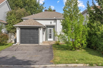 1497 Roberval Avenue • Ottawa, ON photo 2