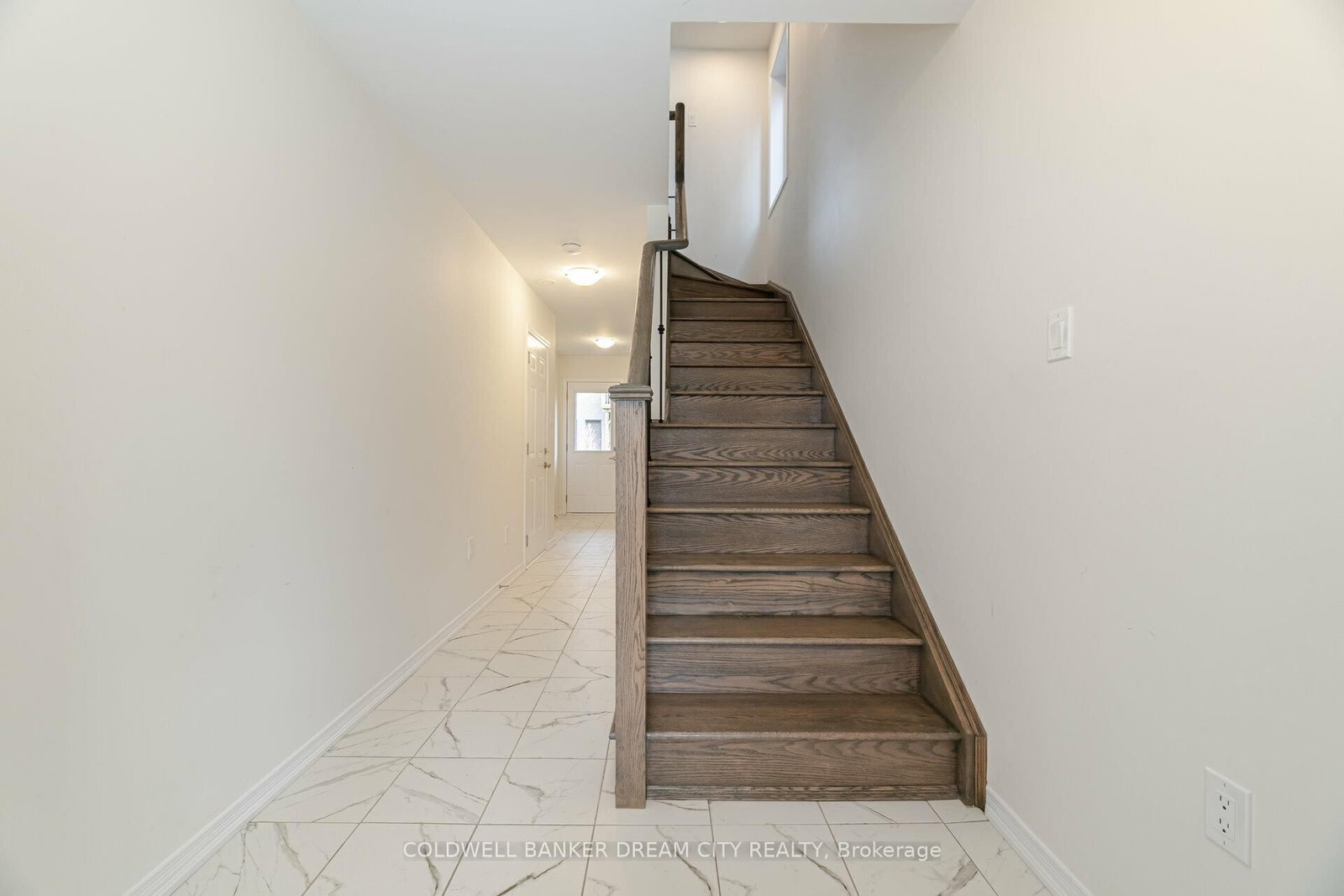 227 Gillespie Drive — photo 4