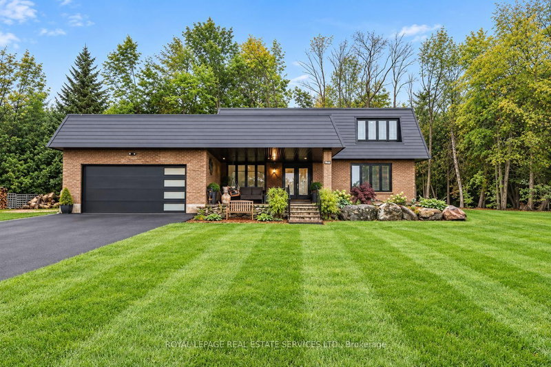 122 Algonquin Drive