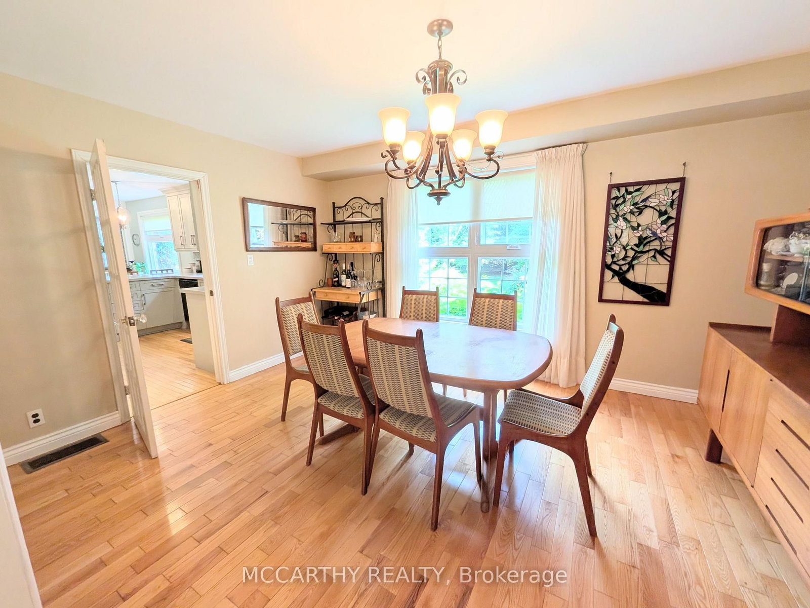 11 Lynda Avenue • Mono, ON photo 11