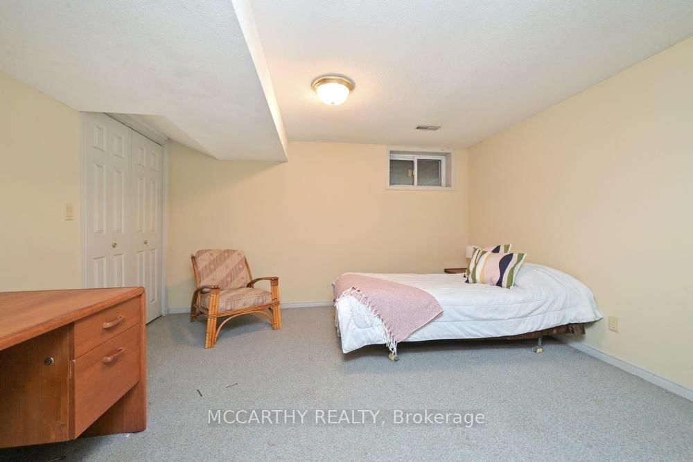 11 Lynda Avenue • Mono, ON photo 32