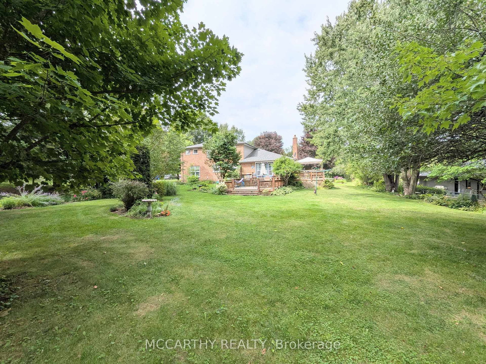 11 Lynda Avenue • Mono, ON photo 36