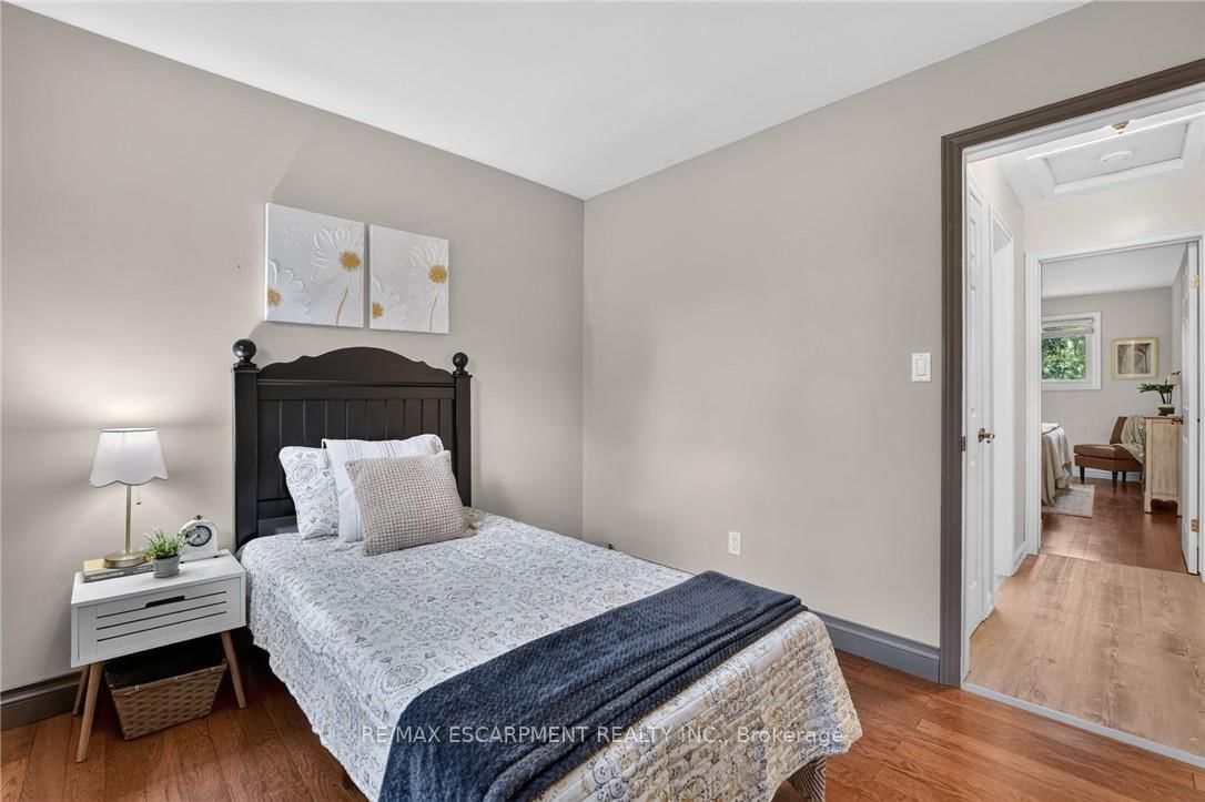 16 Elk Street • St. Catharines, ON photo 24