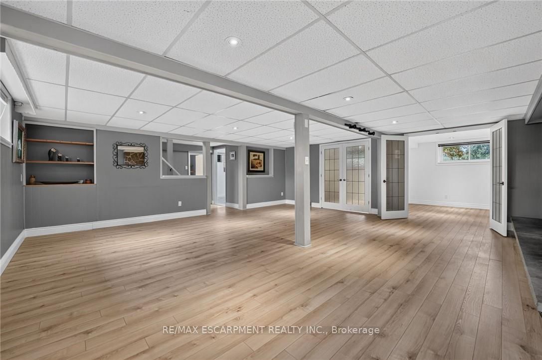 16 Elk Street • St. Catharines, ON photo 32