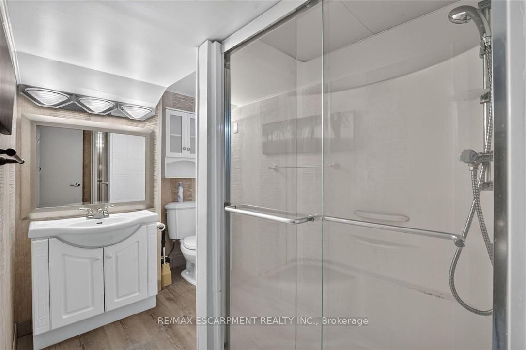 16 Elk Street • St. Catharines, ON photo 35