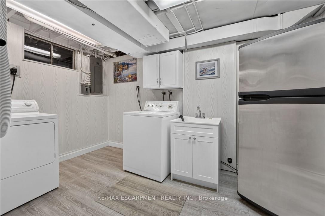 16 Elk Street • St. Catharines, ON photo 37