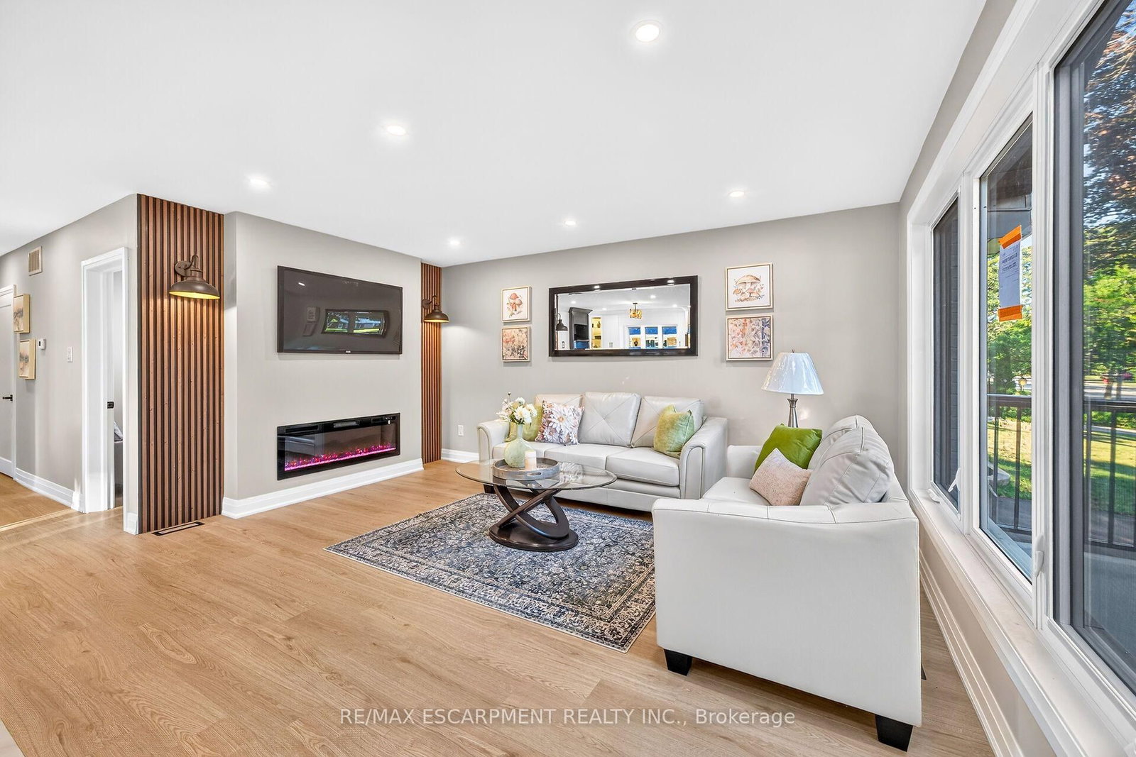 46 Bobolink Road • Hamilton, ON photo 12
