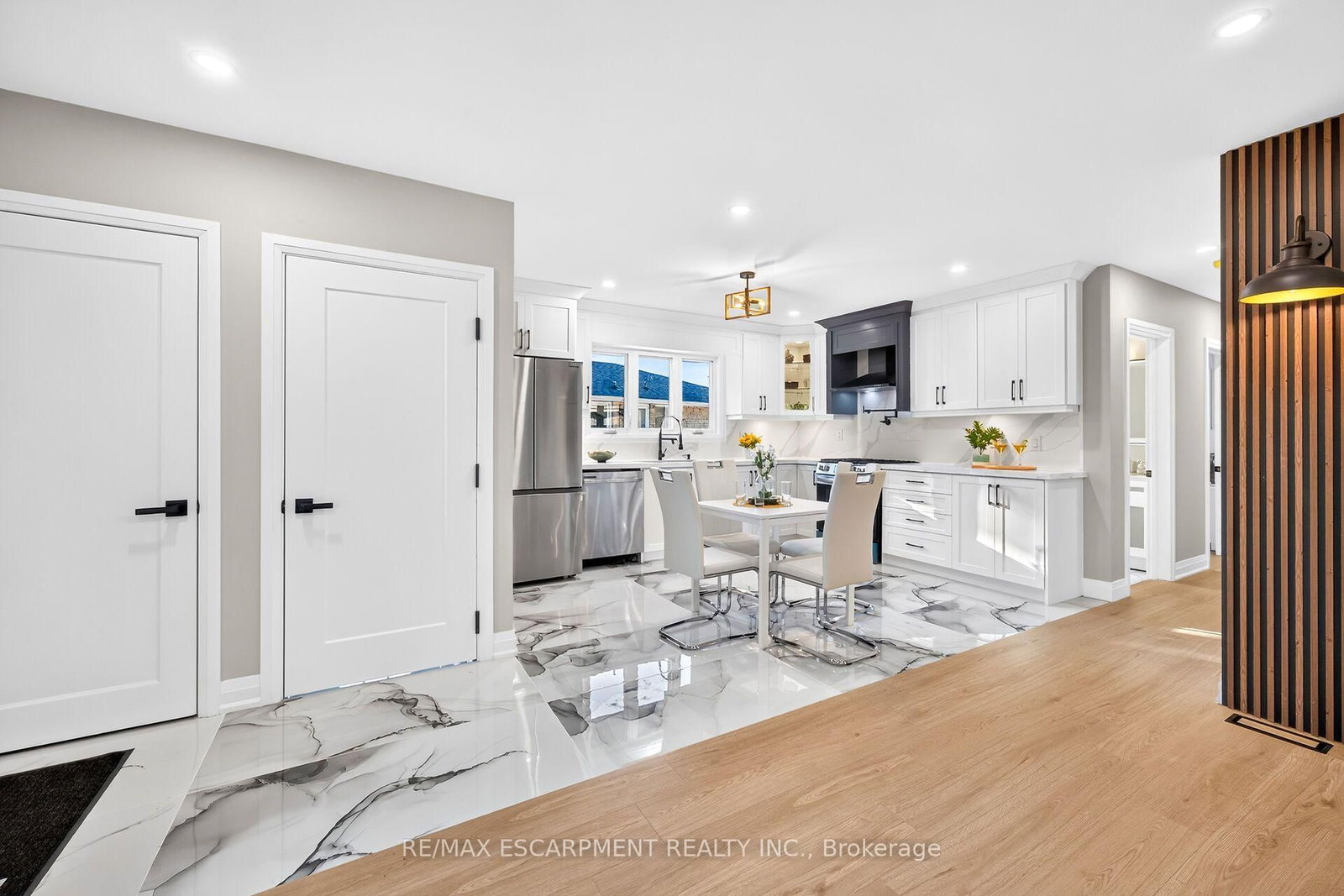 46 Bobolink Road • Hamilton, ON photo 5