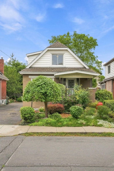 51 Barons Avenue N • Hamilton, ON photo 3