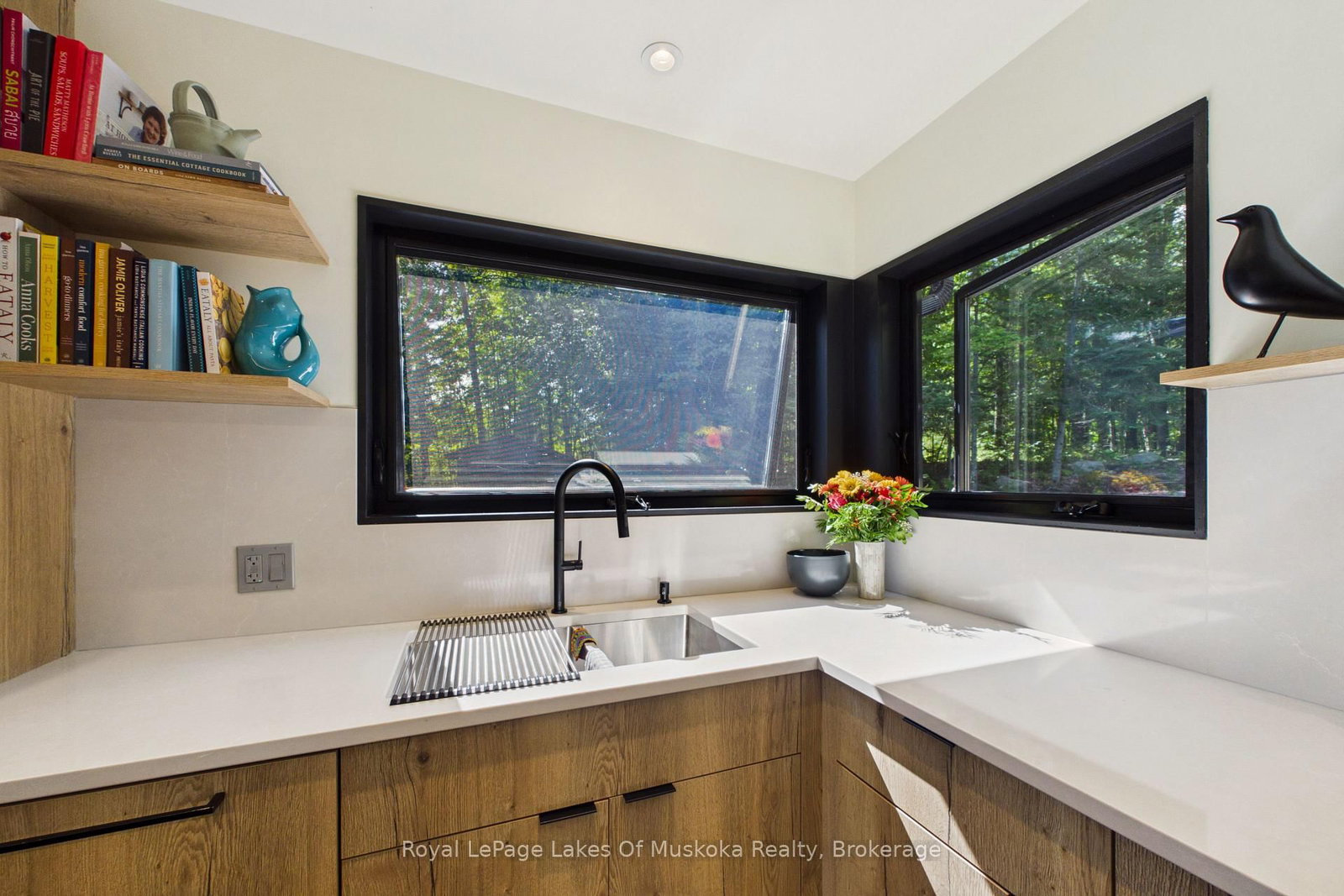 31 Feldspar Road • Magnetawan, ON photo 10