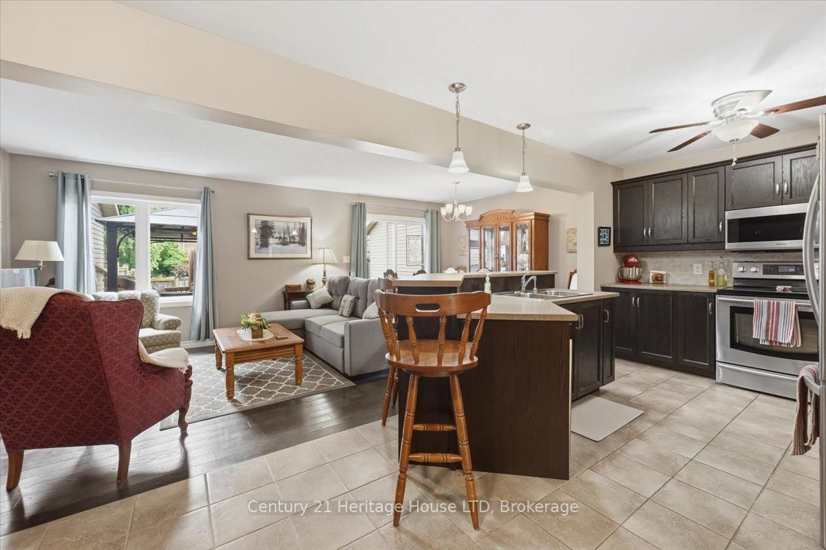 97 Abbott Place • Pelham, ON photo 9