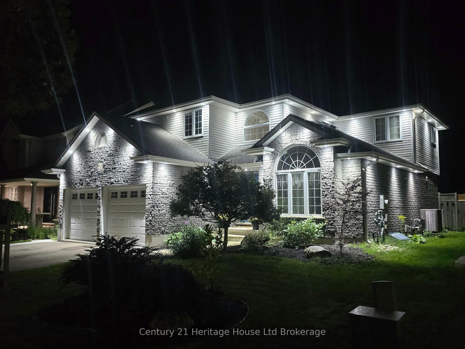 468 Lakeview Drive • Woodstock, ON photo 4