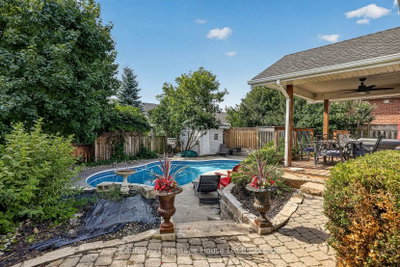468 Lakeview Drive • Woodstock, ON photo 8