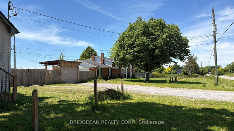 1269 1273 LARKIN Road E