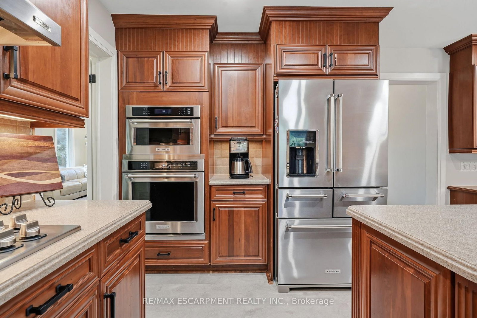 48 Woodend Drive • Hamilton, ON photo 15