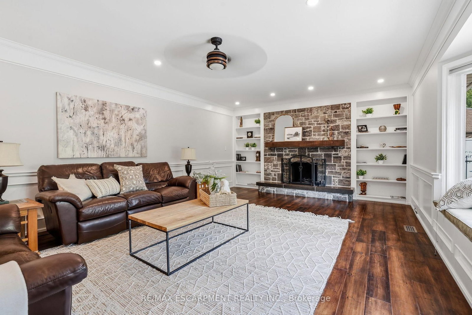 48 Woodend Drive • Hamilton, ON photo 19
