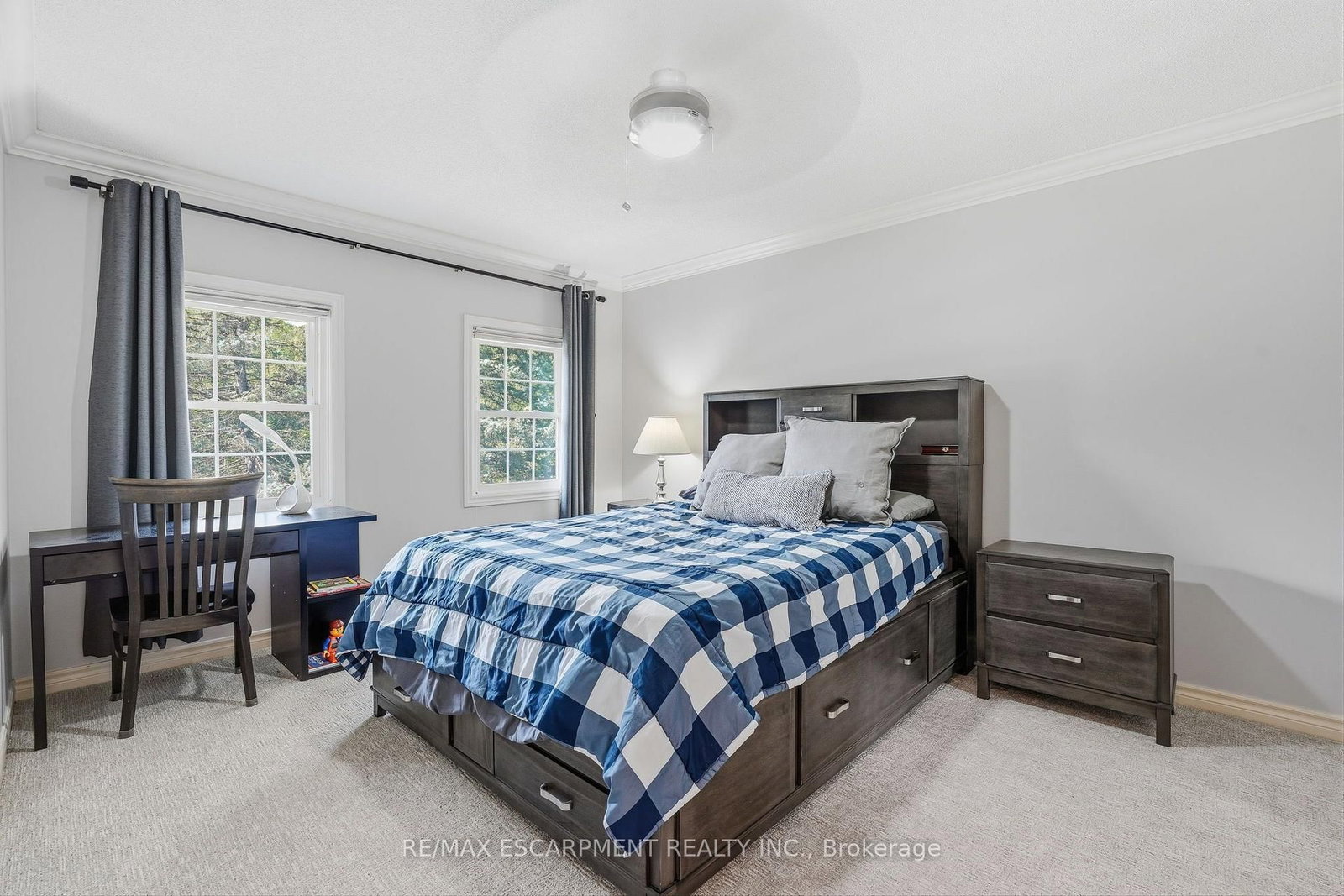 48 Woodend Drive • Hamilton, ON photo 30