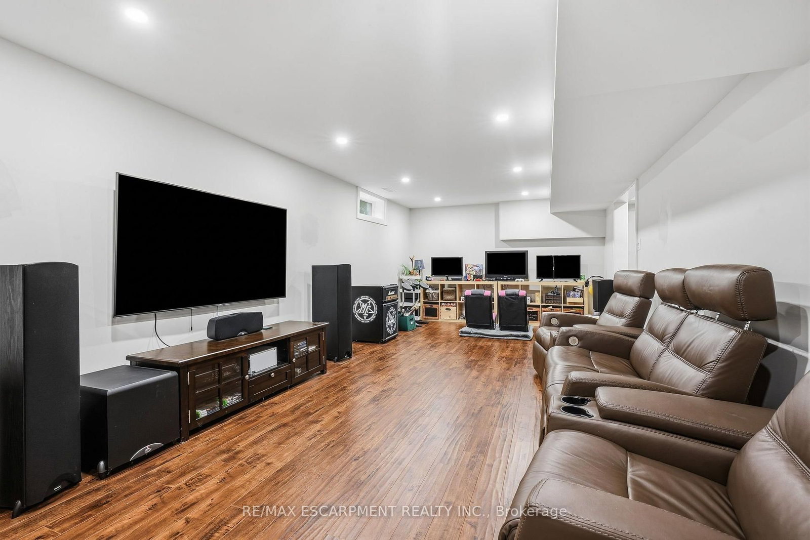 48 Woodend Drive • Hamilton, ON photo 36