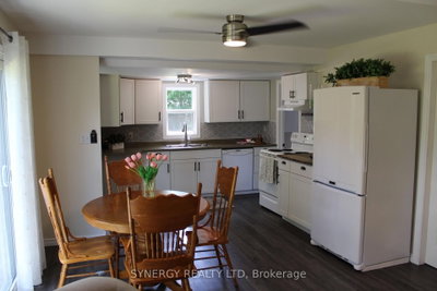 30 Mill Lane • Strathroy-Caradoc, ON photo 6