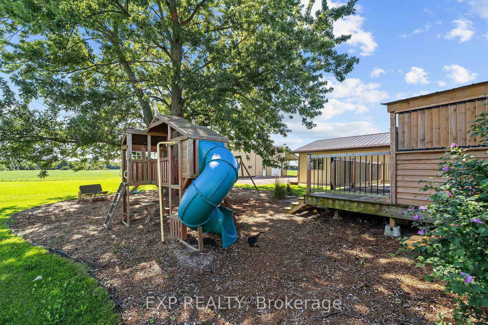 9221 Hickory Drive • Strathroy-Caradoc, ON photo 42