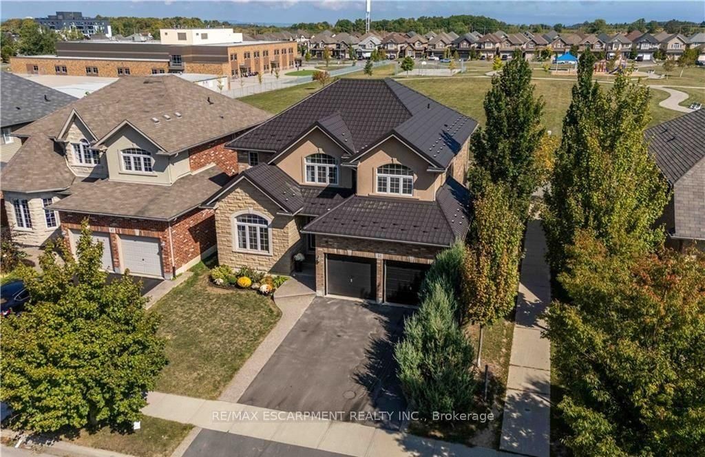 51 Showcase Drive • Hamilton, ON photo 1
