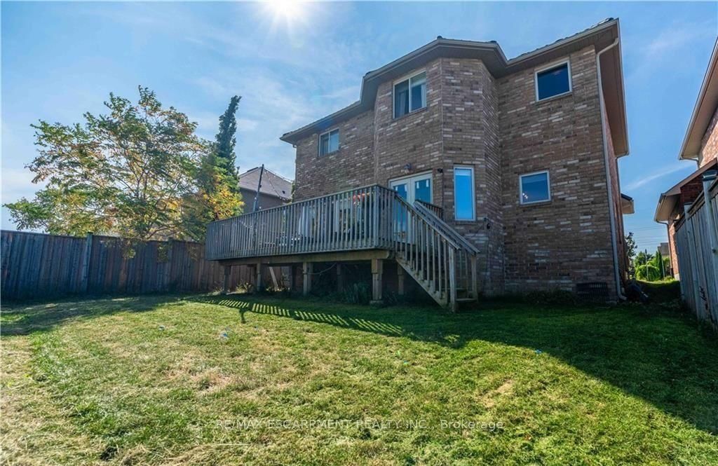 51 Showcase Drive • Hamilton, ON photo 28