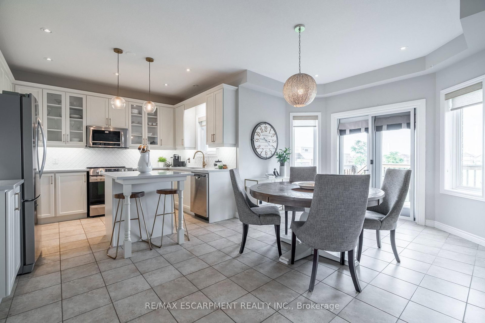 51 Showcase Drive • Hamilton, ON photo 6