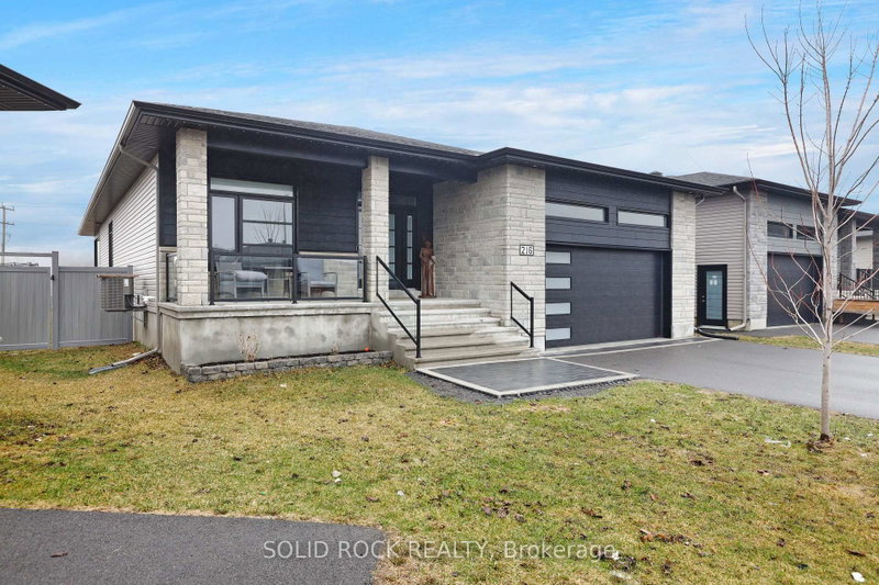 216 Filion Street