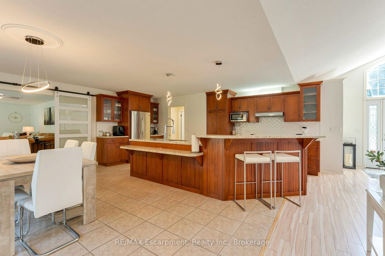 31 Alder Crescent • Pelham, ON photo 19