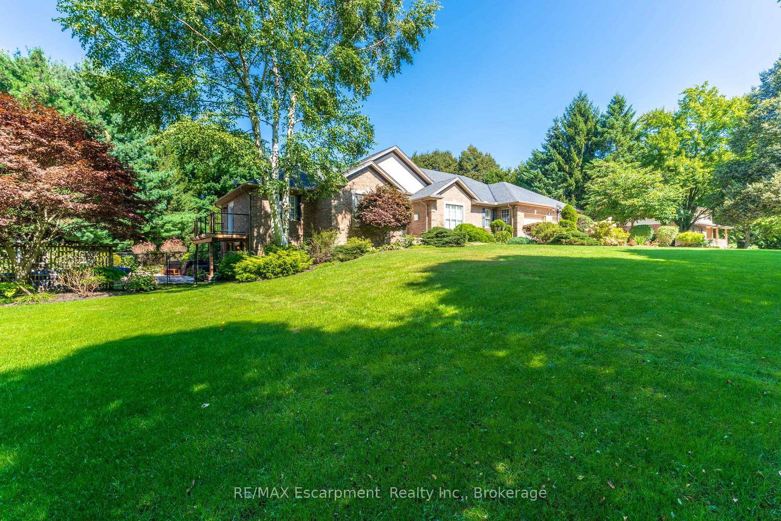 31 Alder Crescent • Pelham, ON photo 6