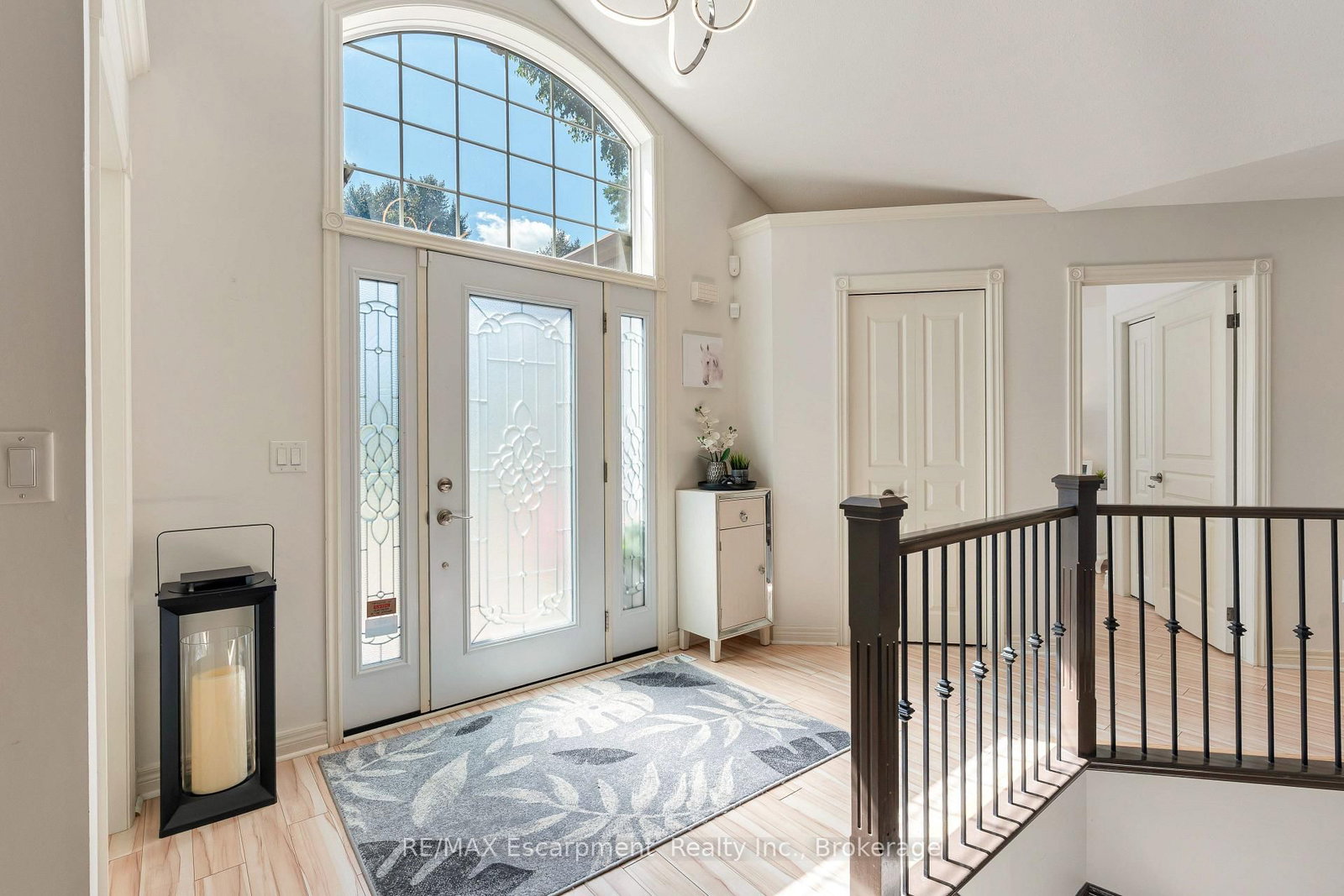 31 Alder Crescent • Pelham, ON photo 7