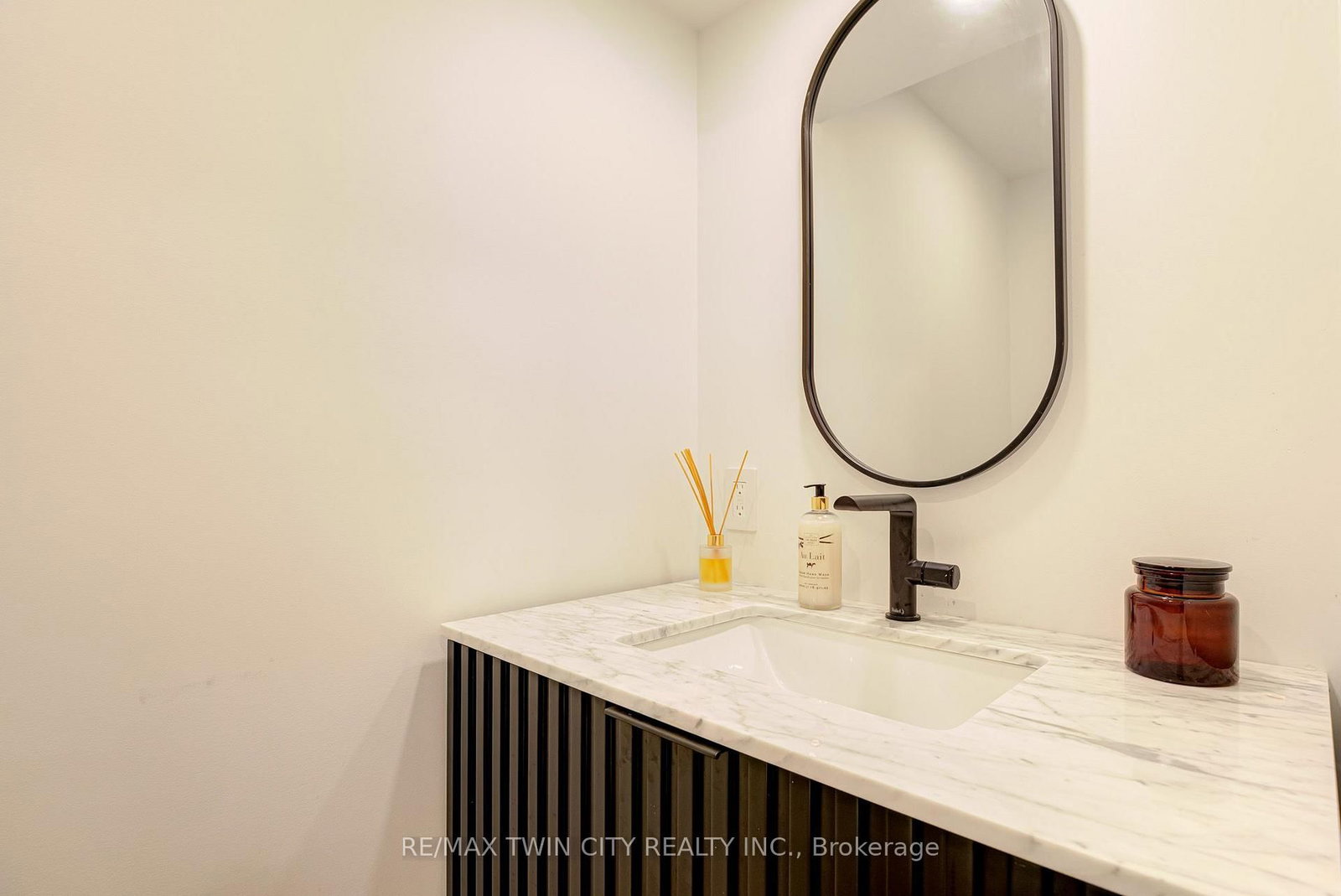 279 Geddes Street • Centre Wellington, ON photo 35