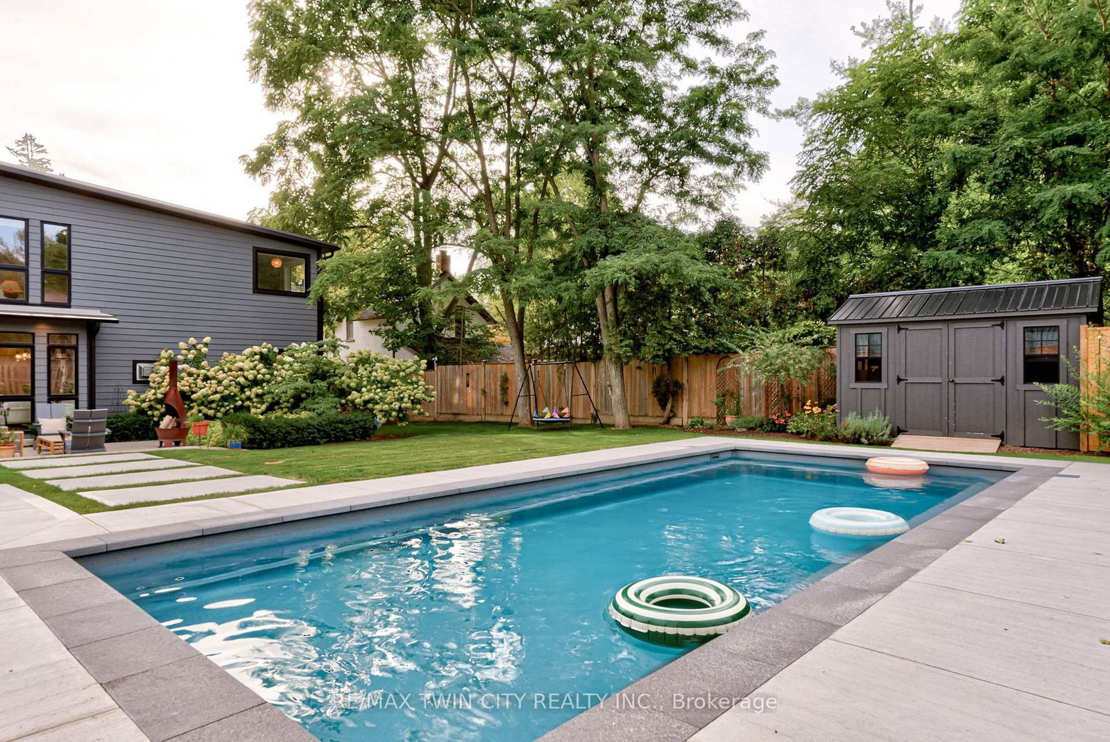 279 Geddes Street • Centre Wellington, ON photo 39