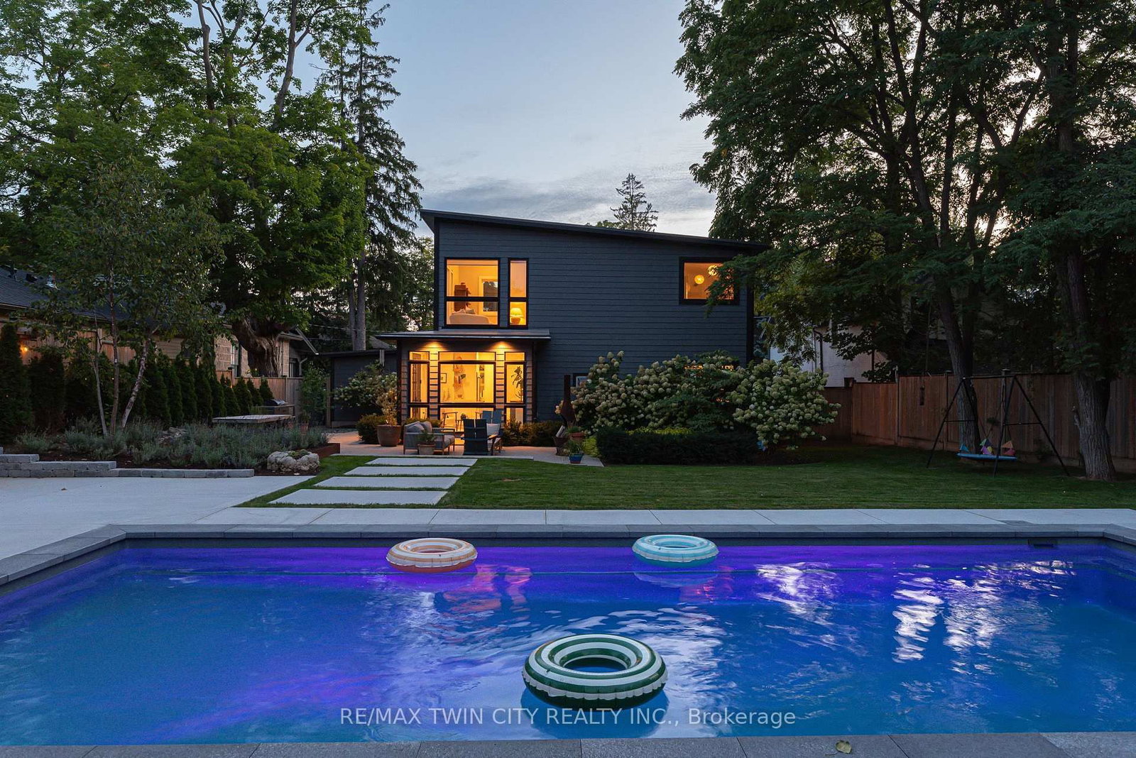 279 Geddes Street • Centre Wellington, ON photo 41
