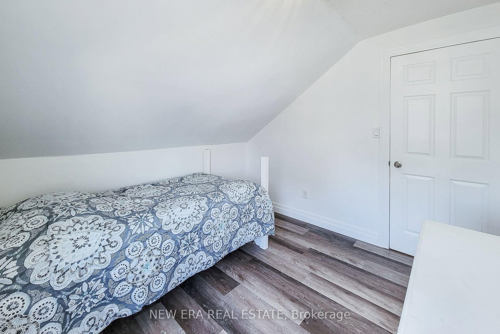 391 Cope Street • Hamilton, ON photo 38
