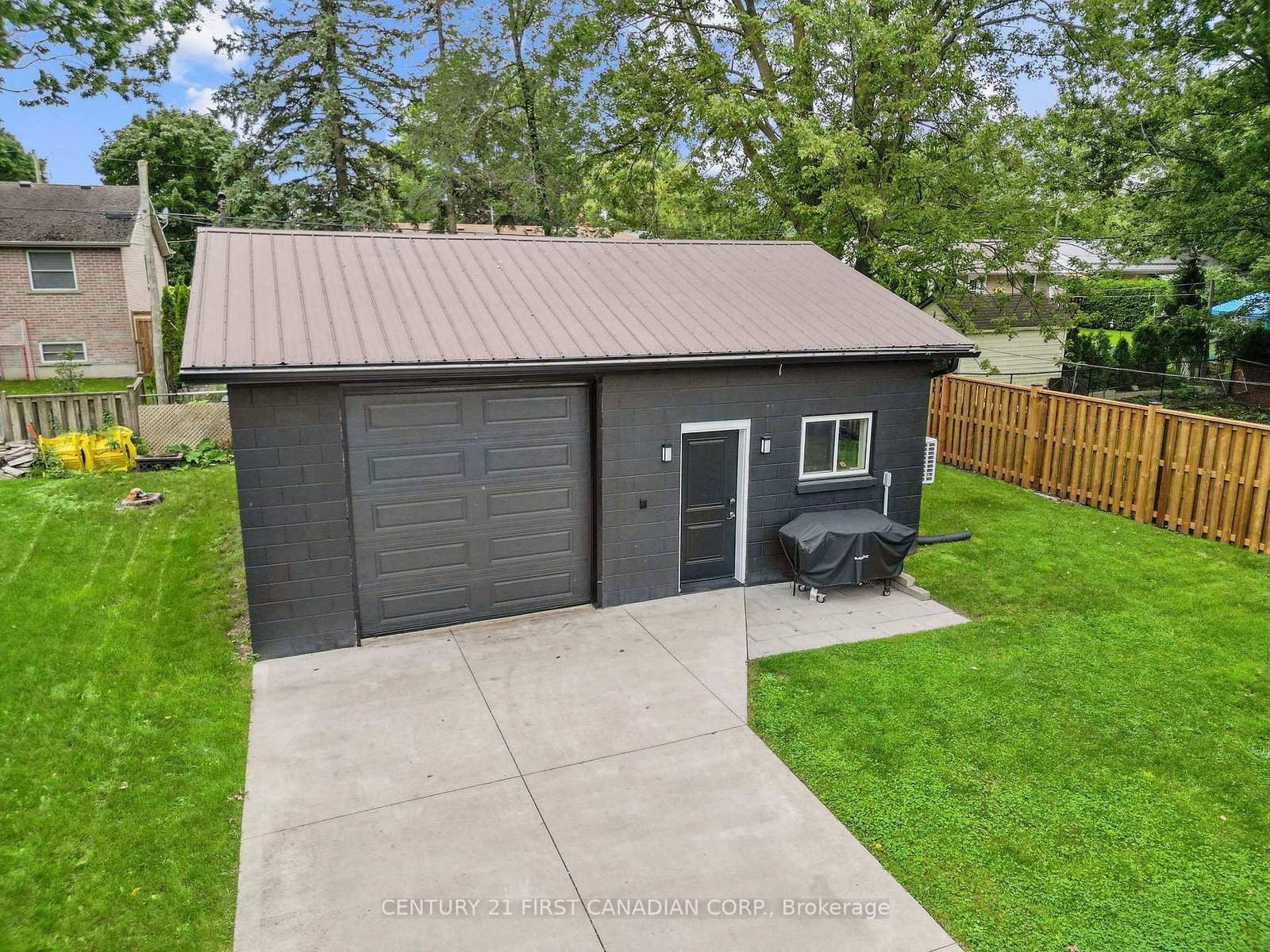 201 Water Street • Lucan Biddulph, ON photo 32