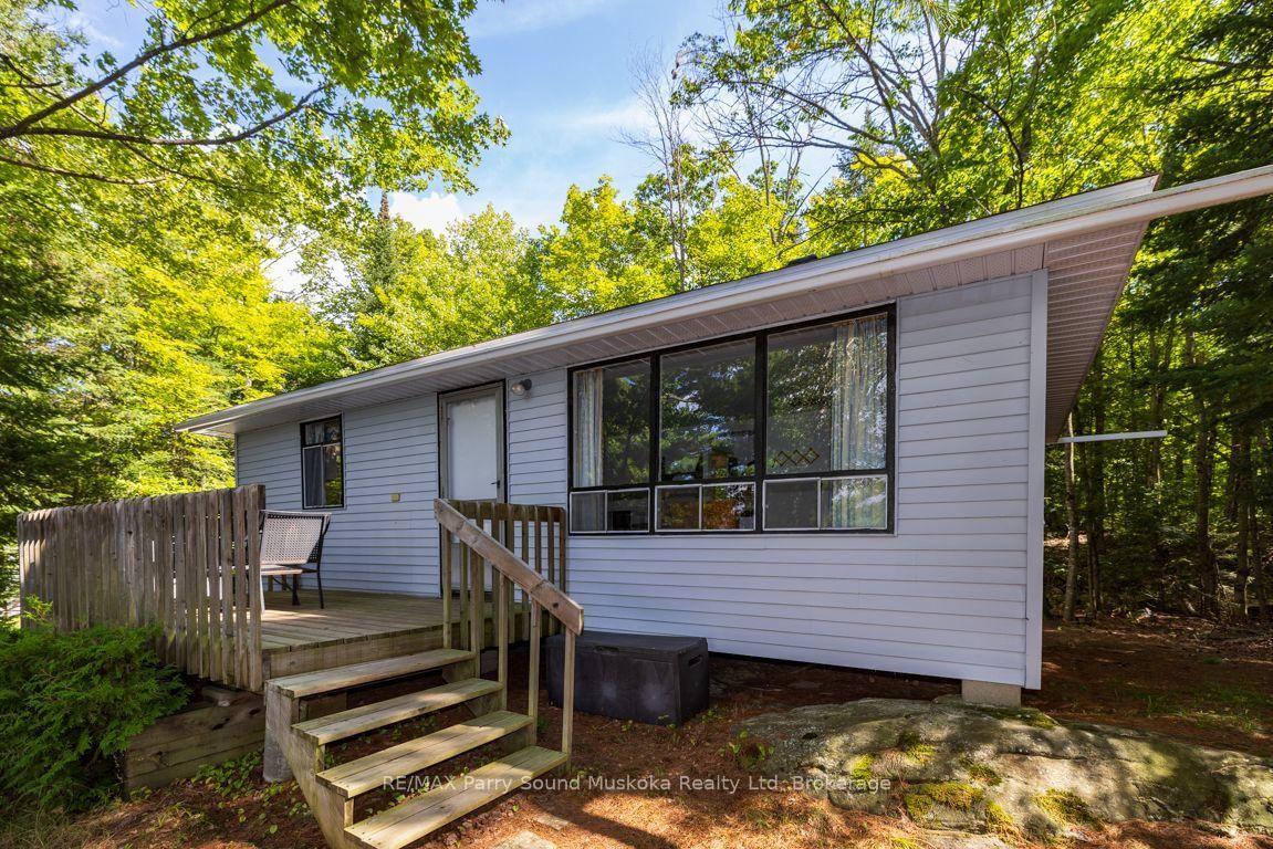 28 Porter Lane • McDougall, ON photo 10
