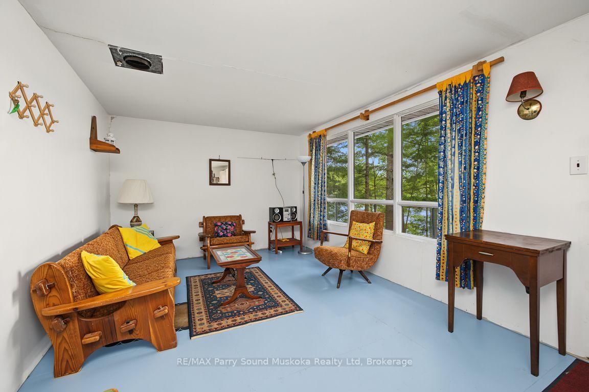 28 Porter Lane • McDougall, ON photo 12
