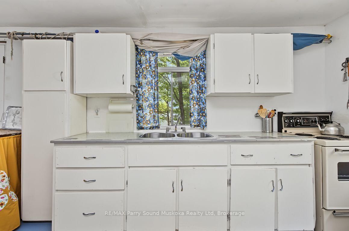 28 Porter Lane • McDougall, ON photo 19