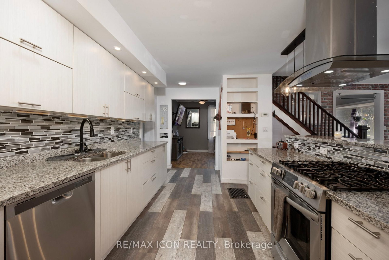 196 Cameron Street • Goderich, ON photo 10