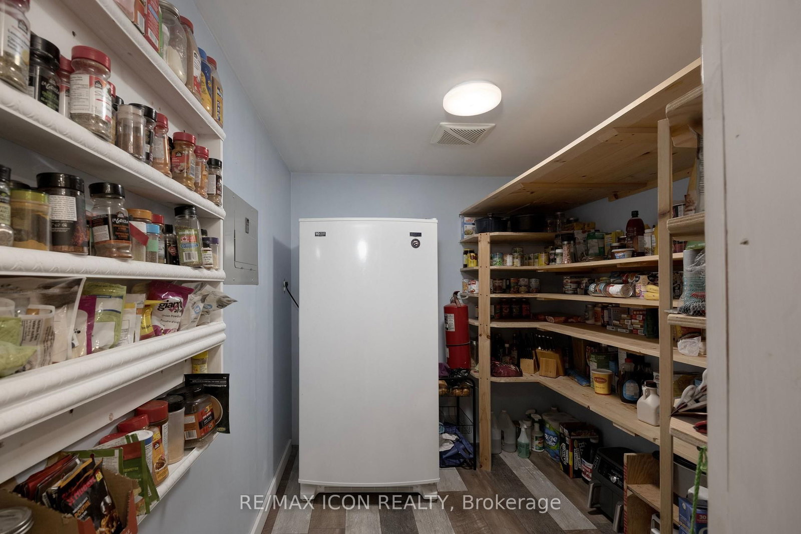 196 Cameron Street • Goderich, ON photo 11