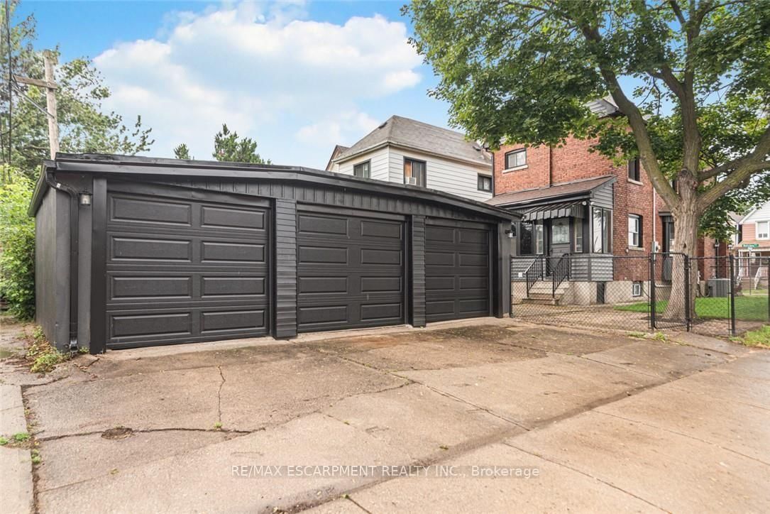90 Belview Avenue • Hamilton, ON photo 41