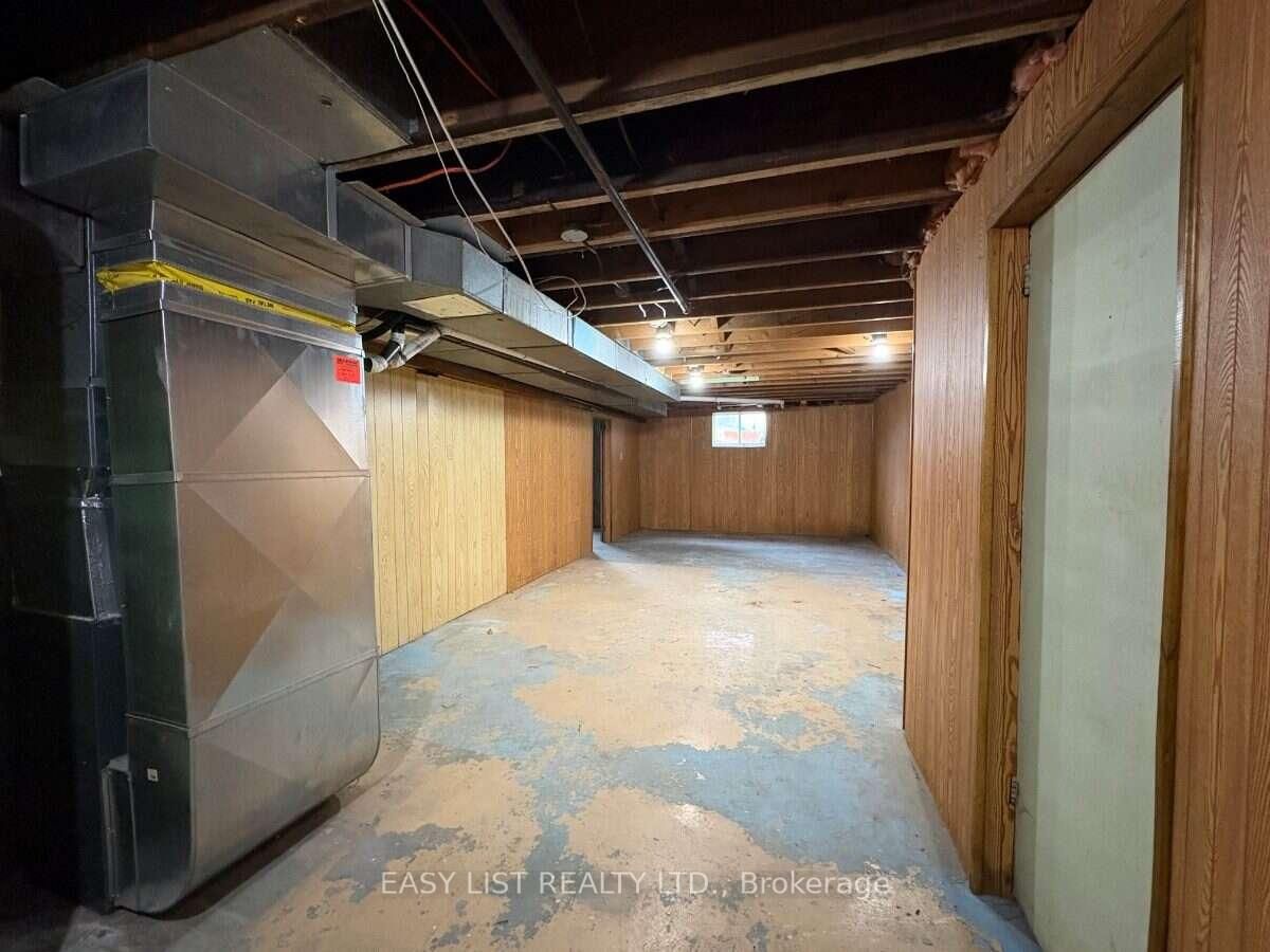 21 Bruce Rd 22 • Brockton, ON photo 24