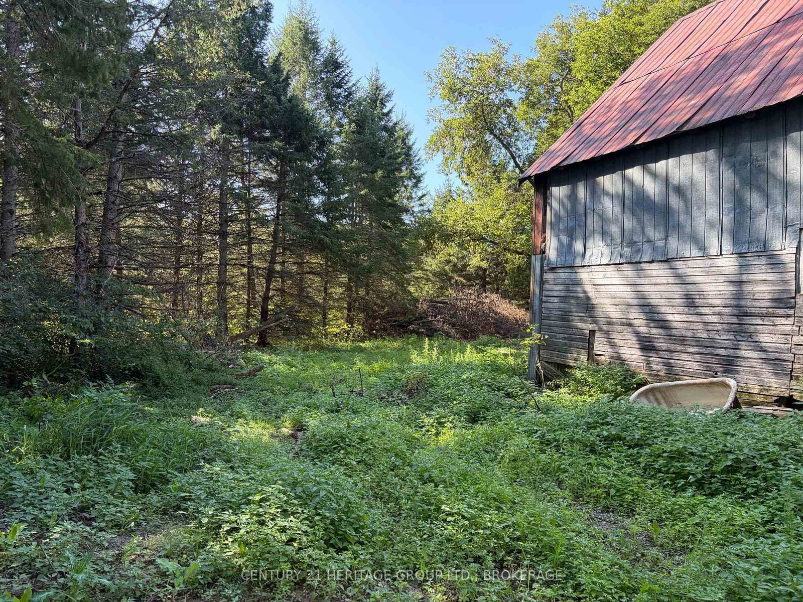 523 Lower Oak Leaf Road • Leeds and the Thousand Islands, ON photo 9